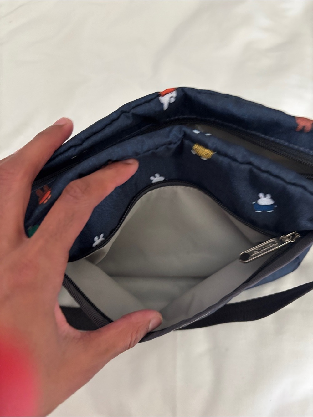 Lesportsac x Miffy Crossbody Bag - Picture 9 of 10